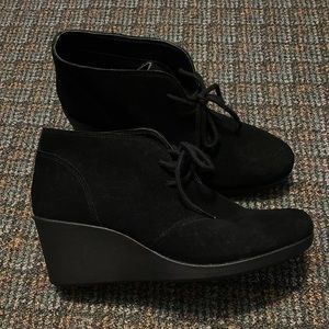 Croc boots with wedge